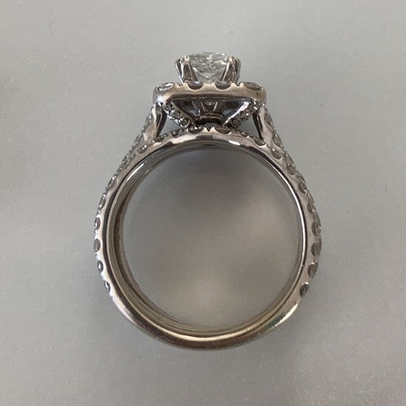 Diamond Wedding Ring Set - Picture 4 of 7